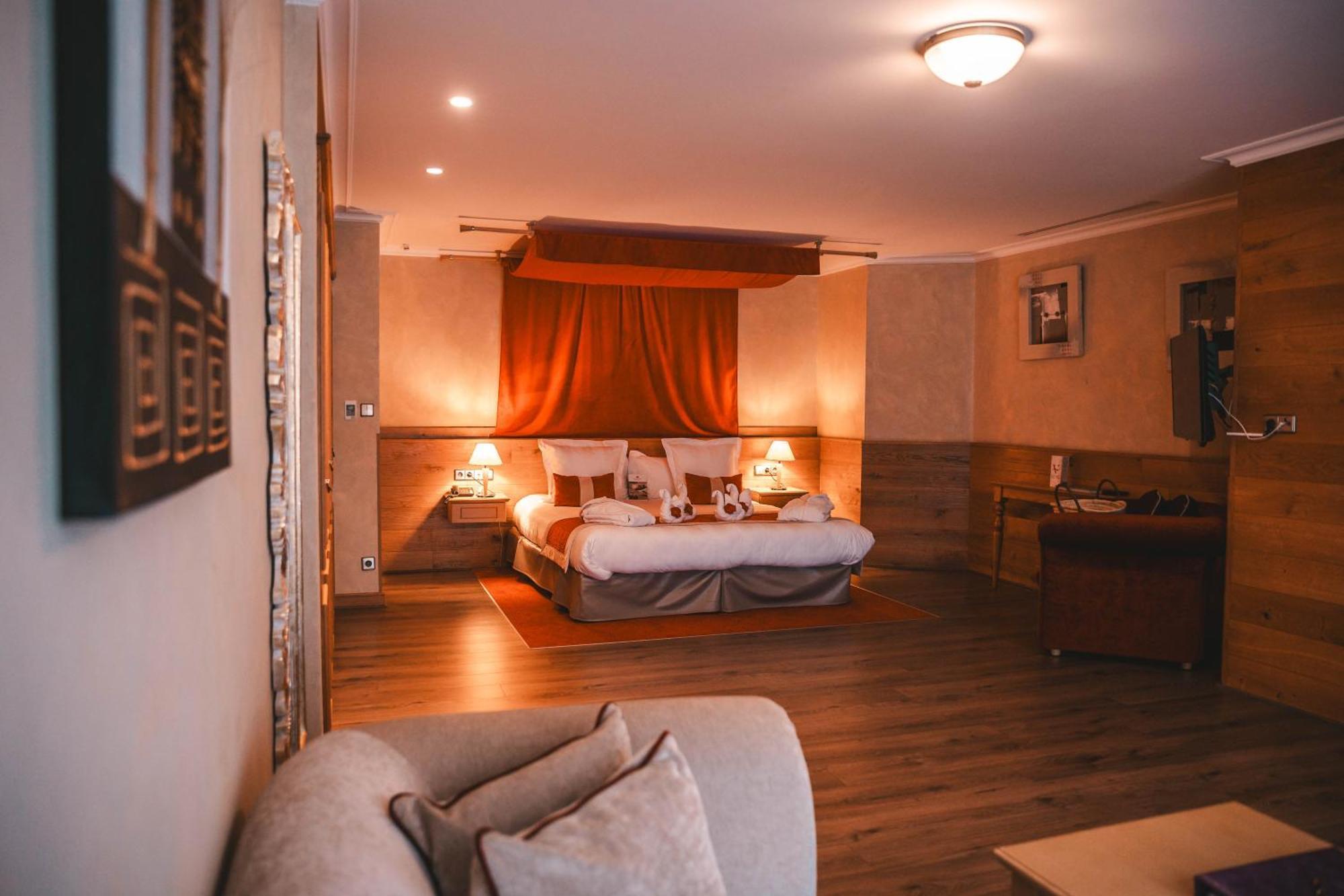 Les Violettes Hotel & Spa Jungholtz Екстериор снимка