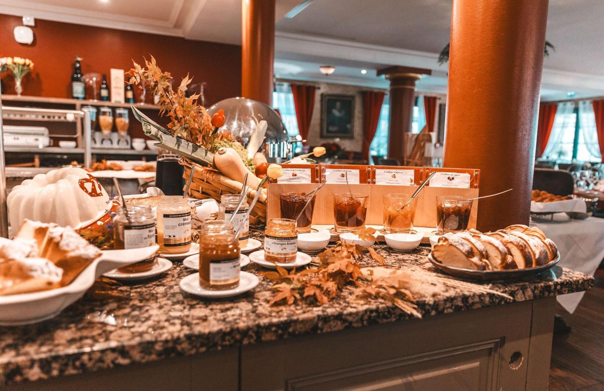 Les Violettes Hotel & Spa Jungholtz Екстериор снимка