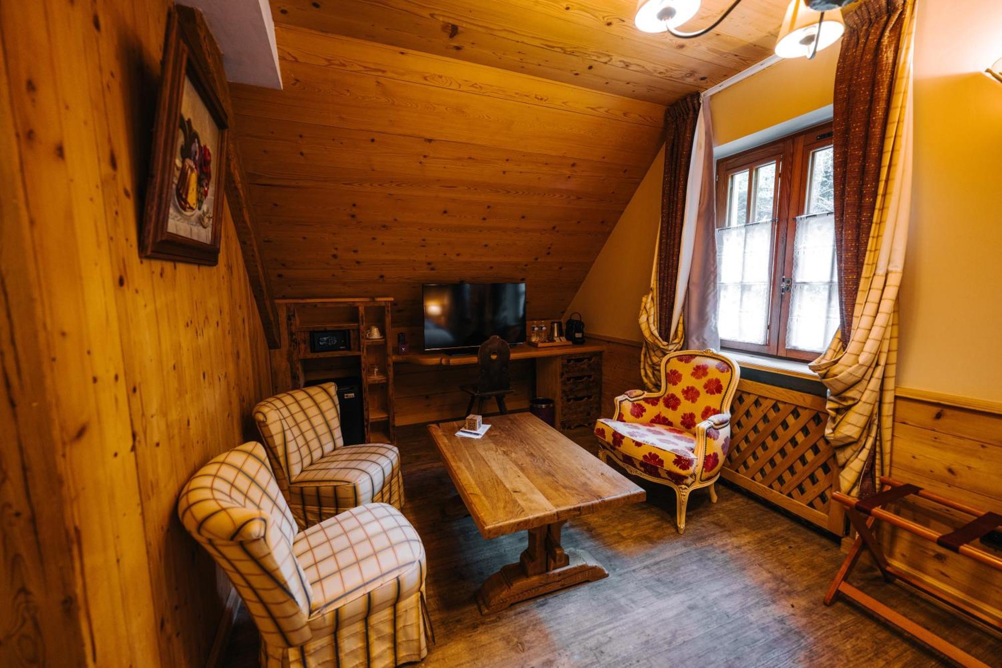 Les Violettes Hotel & Spa Jungholtz Екстериор снимка